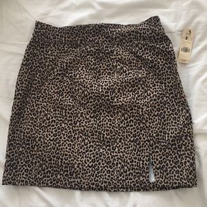 Bought the wrong size online and does not fit me.